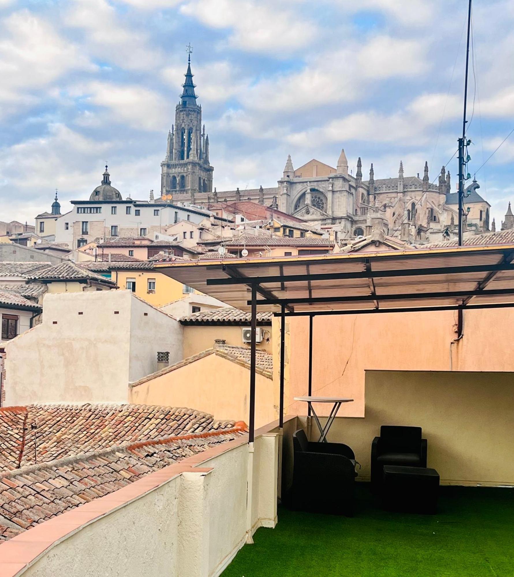 Catedral Toledo Apartment Bagian luar foto