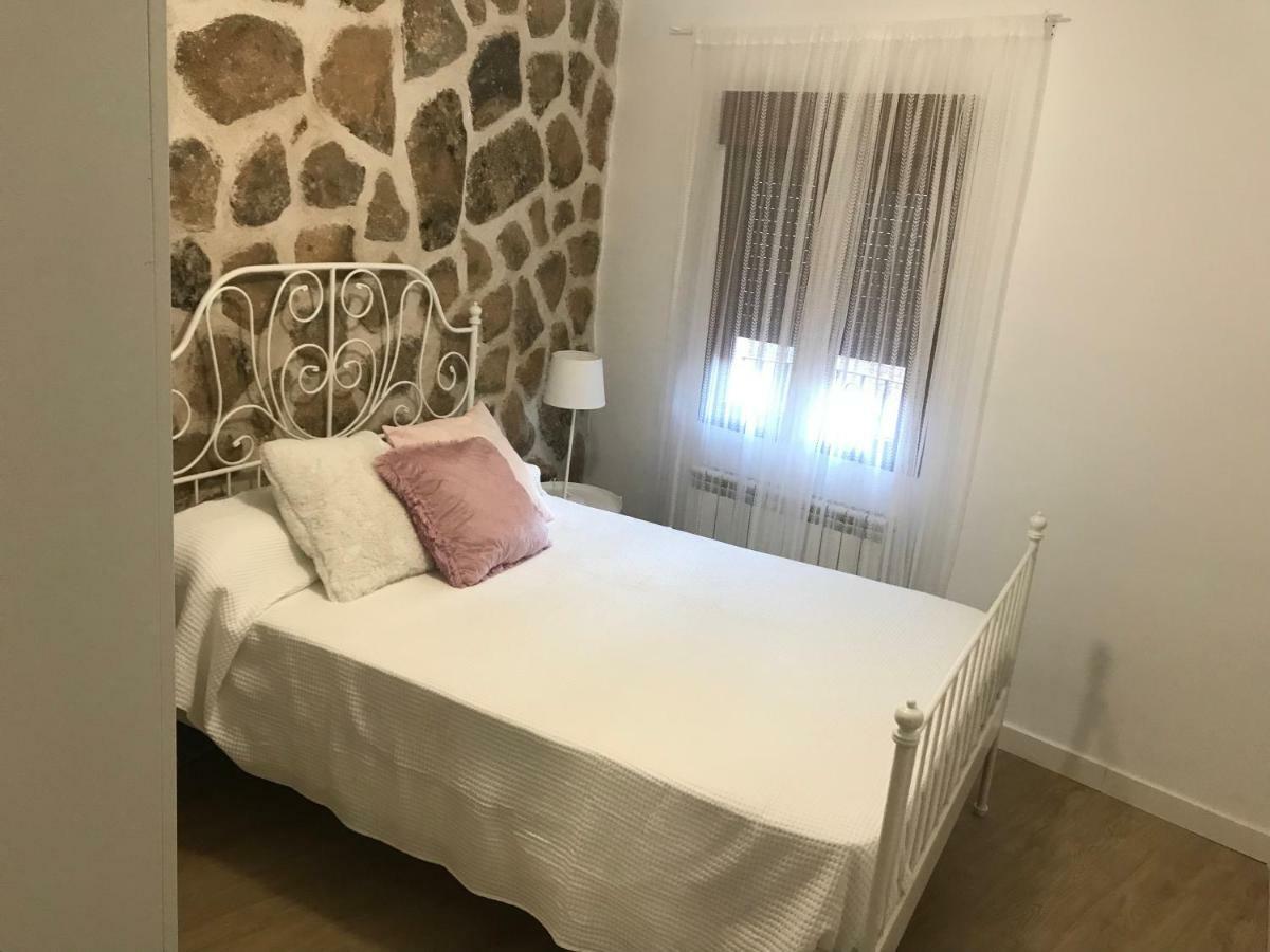 Catedral Toledo Apartment Bagian luar foto